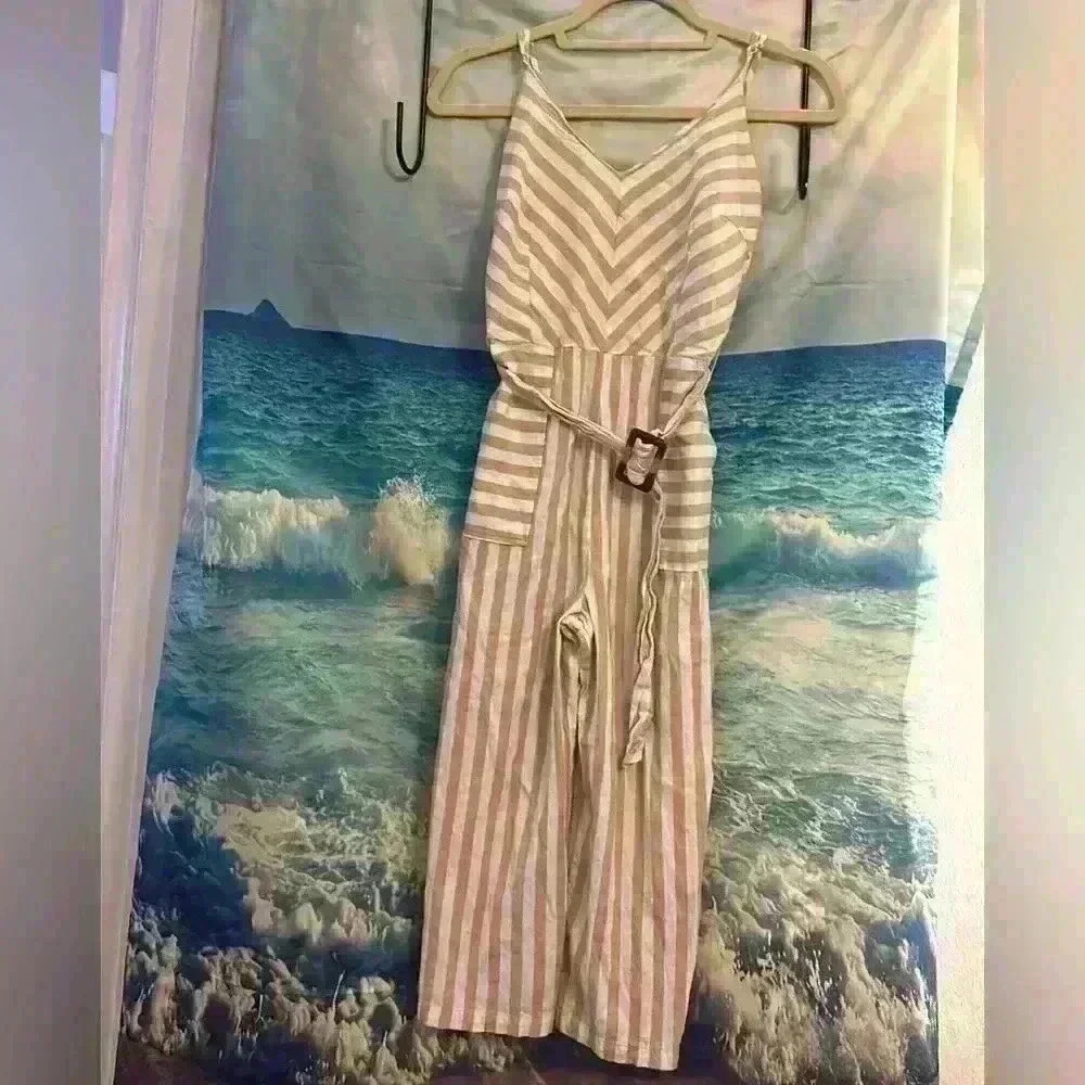 Derek Heart Adjustable Straps Sleeveless Tan & White Striped Romper With Pockets